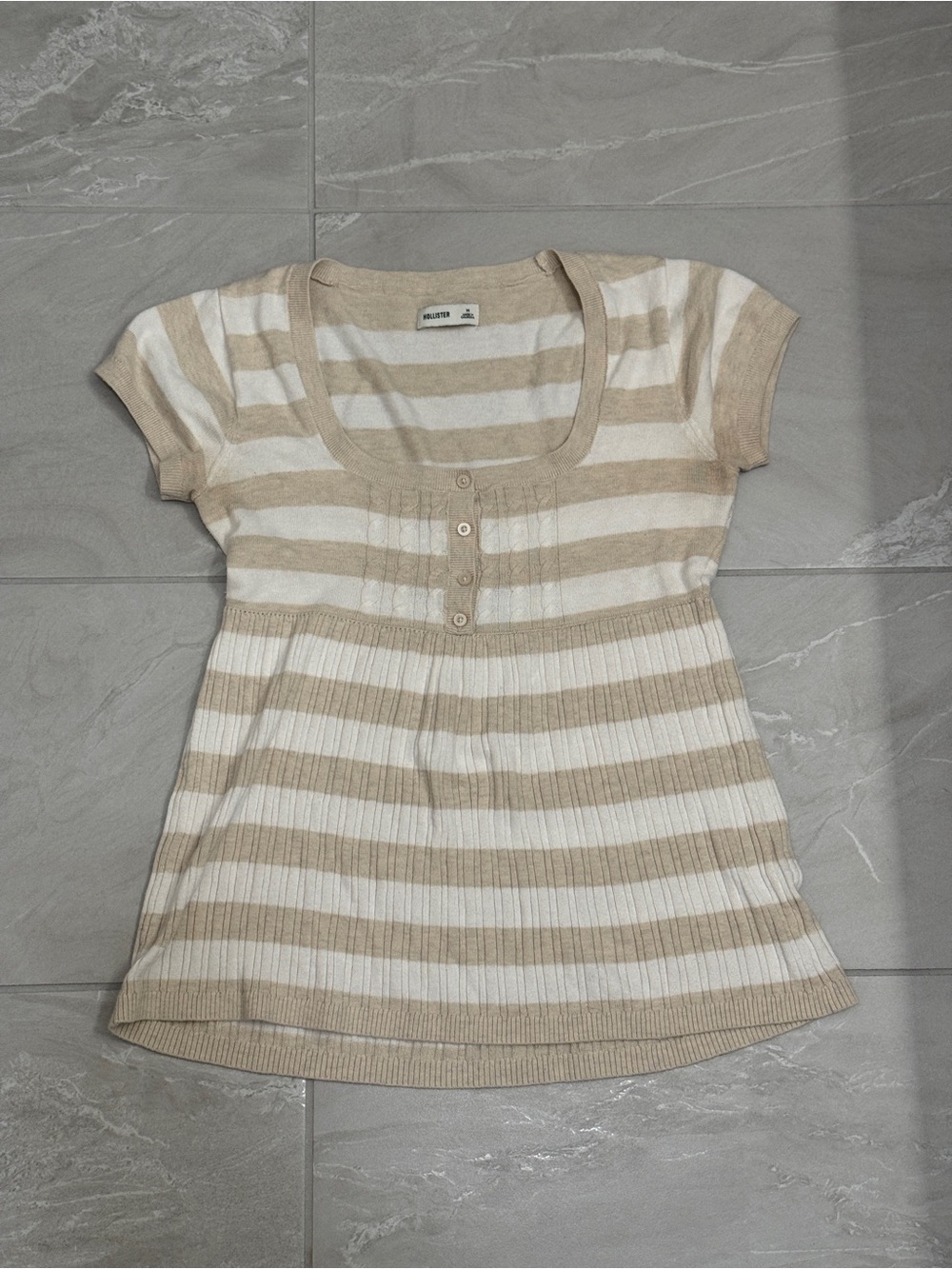 Y2K Preppy Hollister Cream & Tan Striped Short Sleeve Knit Top 2000s Style